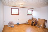 Gemütliches Haus, Garten, Garage, ruhige ländliche Lage, Einkauf innerhalb 1 km - UG - Keller - Gästezimmer - Hobbyraum