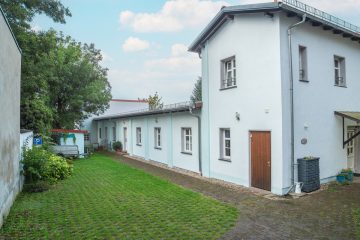 Viel Platz für Kreativität, Büros, Praxis, Therapie, Event, Gastronomie, Gewerbe PLUS Potential, 15374 Müncheberg, Gastronomie und Wohnung