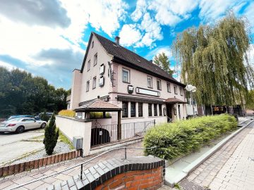 Top-Paket: Gasthof-Pension, Restaurant, Kellerkneipe, Fremdenzimmer, Wohnung, Büro, 11 Stellplätze, 73207 Plochingen, Wohn- und Geschäftshaus