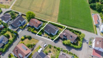 Solide und großzügig gebaut, viel Platz PLUS Ausbaupotential im DG, sehr gute Lage, 89079 Ulm, Einfamilienhaus