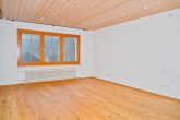 3 Fam.haus, renoviert, ruhig, Waldrand, Heizung 2018, PV + Speicher, Garagen, ohne Mieter LESEN - OG  Schlafzimmer Eltern