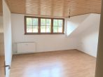 3 Fam.haus, renoviert, ruhig, Waldrand, Heizung 2018, PV + Speicher, Garagen, ohne Mieter LESEN - DG IMG_9386