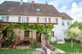 Wohlfühlen im Dorf nur 1 Min. von der Stadt entfernt, 6 Zi., Garten, Garage, Carports - Blick von Süden