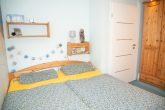 Junges Haus mit viel Platz in ruhiger Lage mit schönem Garten zum Wohlfühlen - Schlafzimmer (Gast) im EG